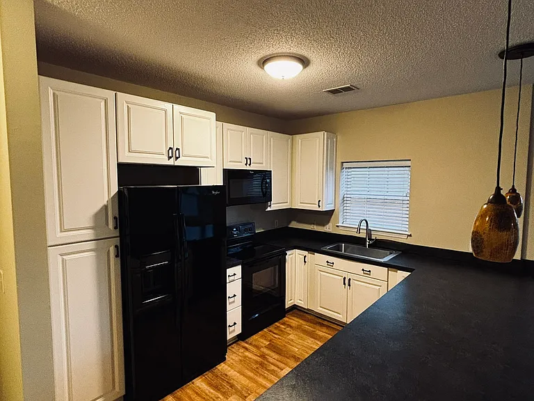 3923 Gladiola Ct #201 — Photo 53