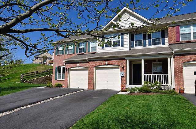 1st image of 103 Penns Manor Dr