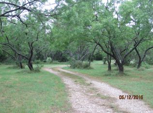 3282 Old Willow Rd, Fredericksburg, TX 78624