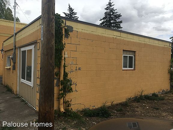 3rd image of 916 W Augusta Ave #8294116