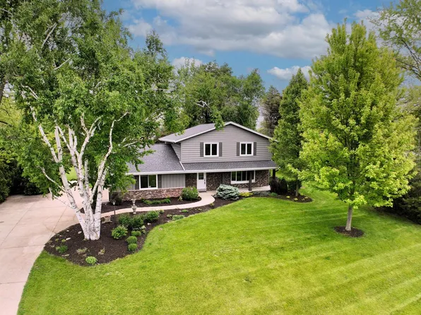 15710 Kata DRIVE, Elm Grove, WI 53122