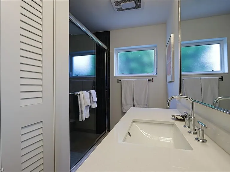 56 Gulf Shore Blvd S — Photo 34