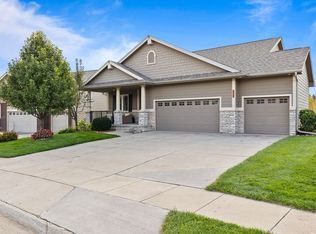 455 NE Pinehurst Cir, Ankeny, IA 50021