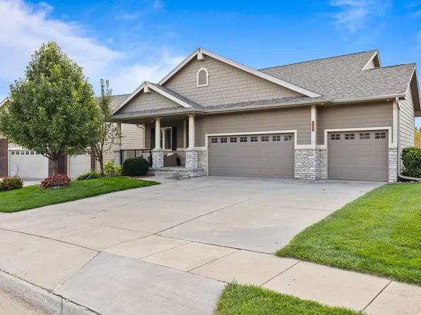 455 NE Pinehurst Cir, Ankeny, IA 50021