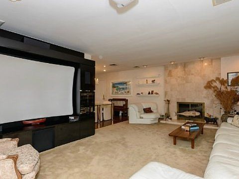 4th image of 60 Crescent Ln
