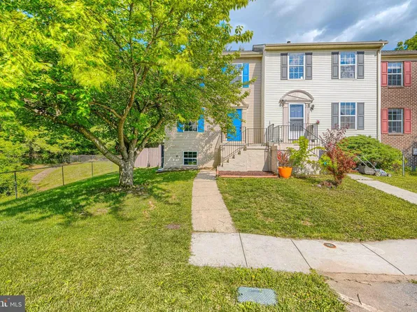 11212 Robins Glenn Dr, Hagerstown, MD 21742