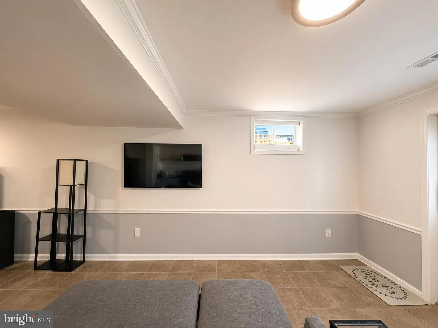 2 bed, 1.0 bath, 3378 sqft, $1,995 — Photo 4
