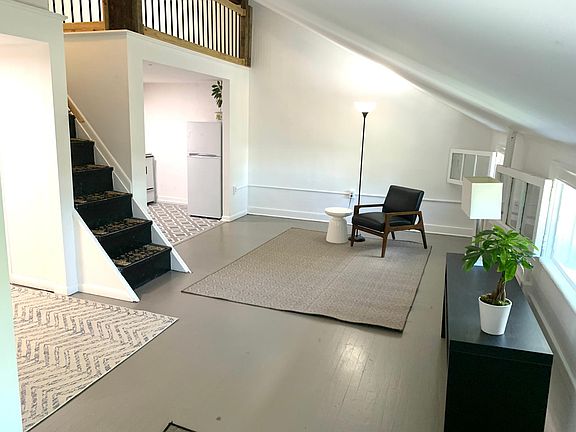 4th image of 112 1st St #3F