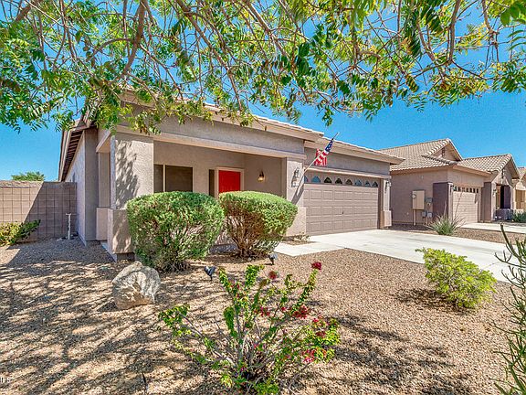 3rd image of 44628 W Santa Fe Ave