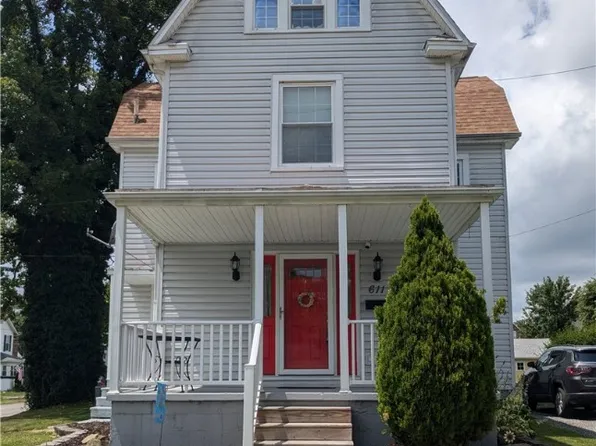 611 Stewart Ave, Grove City, PA 16127