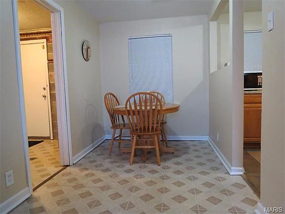 3rd image of 416 Jean Ave