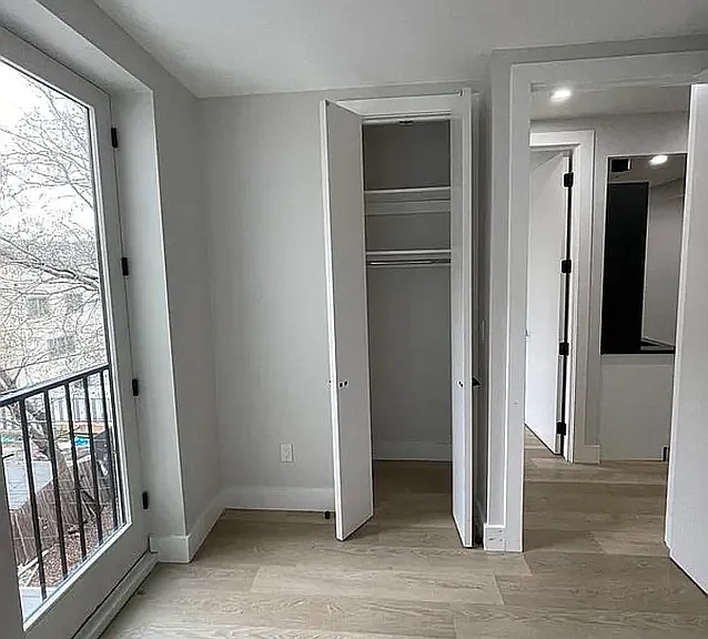 727 Dekalb Ave #3A — Photo 1
