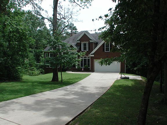 2nd image of 412 Lakeview Dr