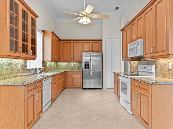 6823 Fabiano Cir, Boynton Beach, FL 33437