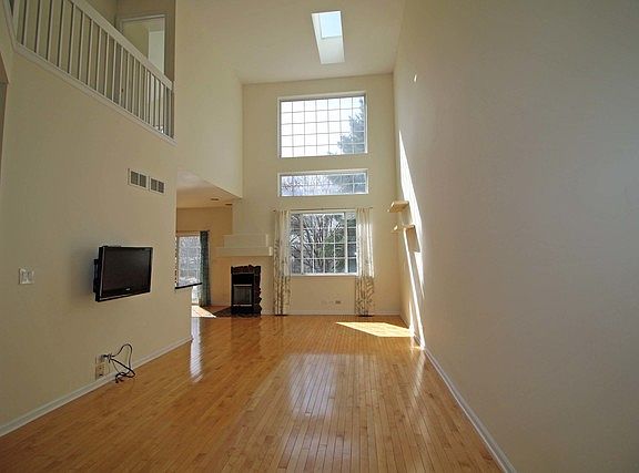 2nd image of 25 Haverton Ct