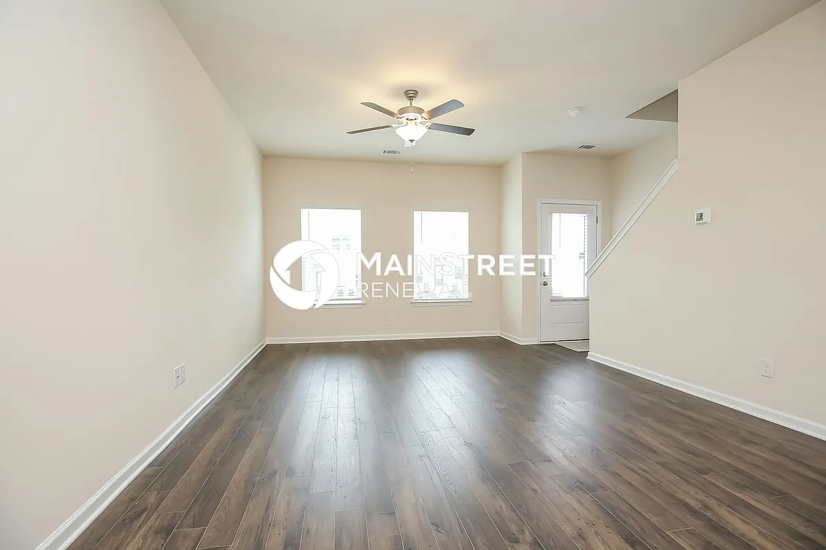 Living Room - 1076 Arlene Dr