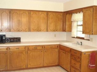 2025 N 43rd St, Kansas City, KS 66104