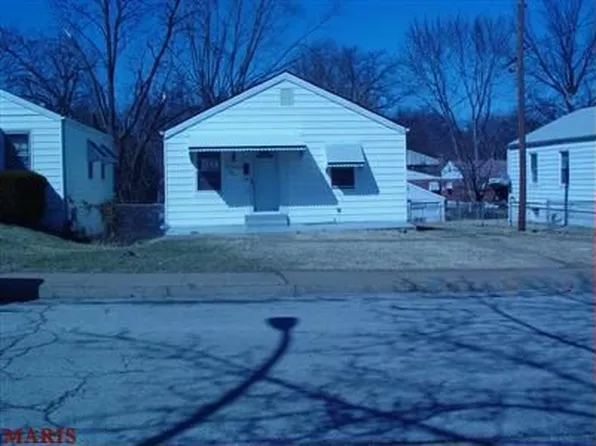 883 Gustav Ave, Saint Louis, MO 63147