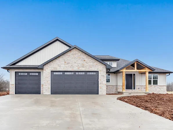 2506 S Stellita Cir, De Pere, WI 54115