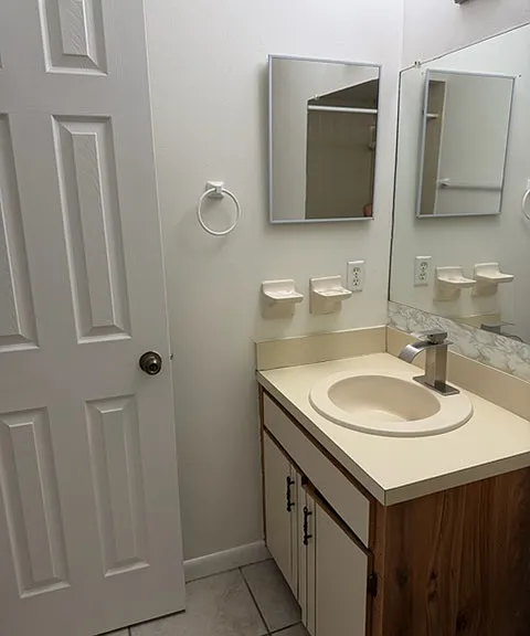 813 Poinciana St — Photo 17