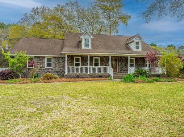 406 Mendenhall St, Summerville, SC 29483
