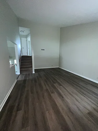 5218 Biscayne Ave Photo 1