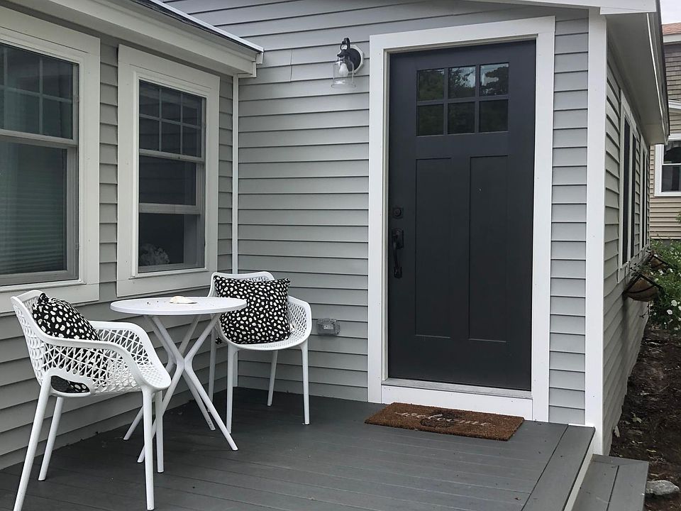 1st image of 18 Lincoln St