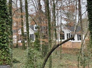 210 Huntington Ct, Macon, GA 31210