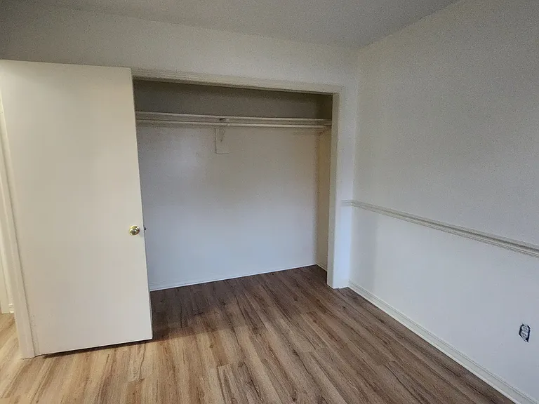 4 Bradley Cir #B — Photo 4