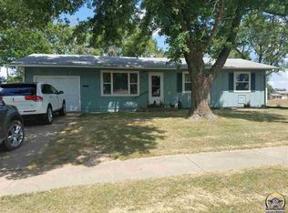 2224 SE Davies St, Topeka, KS 66605