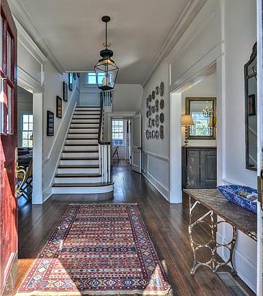 2nd image of 1900 Blair Blvd