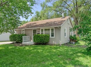 233 N Keeler St, Olathe, KS 66061