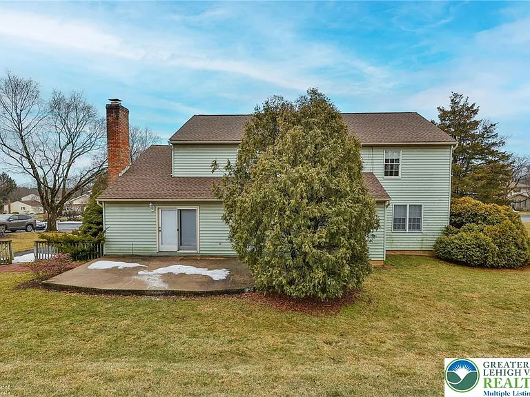 4059 Wedgewood Rd — Photo 46