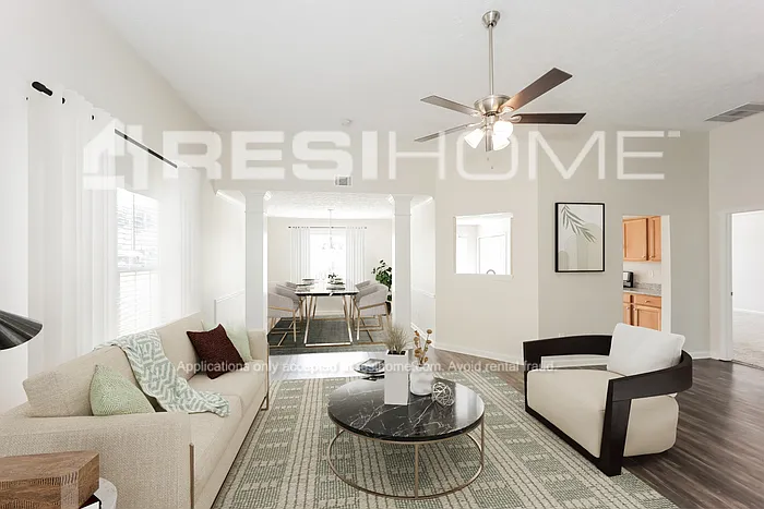 7558 Woodbine Pl — Photo 6
