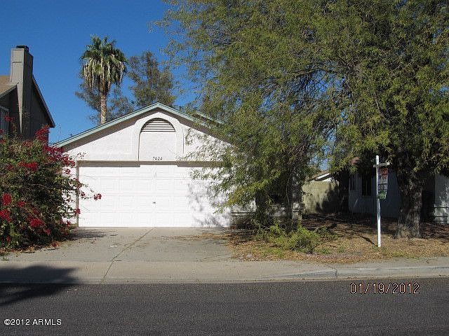 1st image of 7424 W Sunnyside Dr