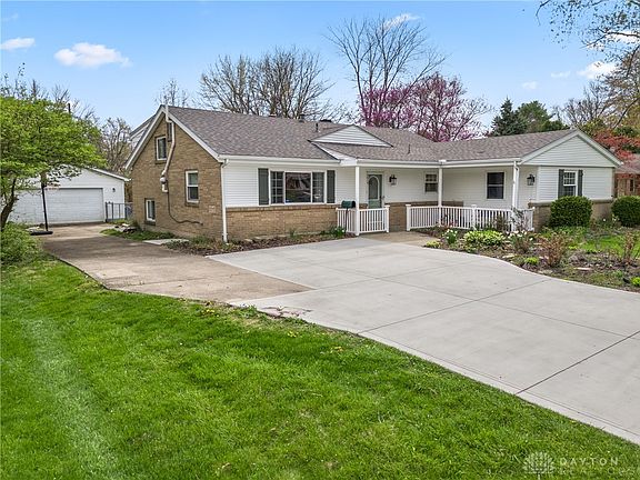 2nd image of 1116 Pepper Hill Dr