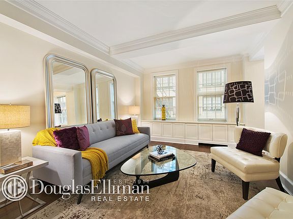 4th image of 28 E 10th St APT 10L