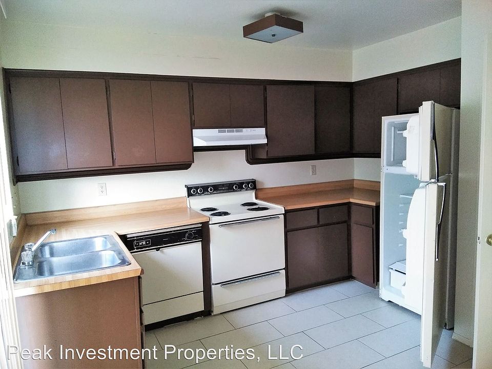 1st image of 50 W 9th Pl APT 5