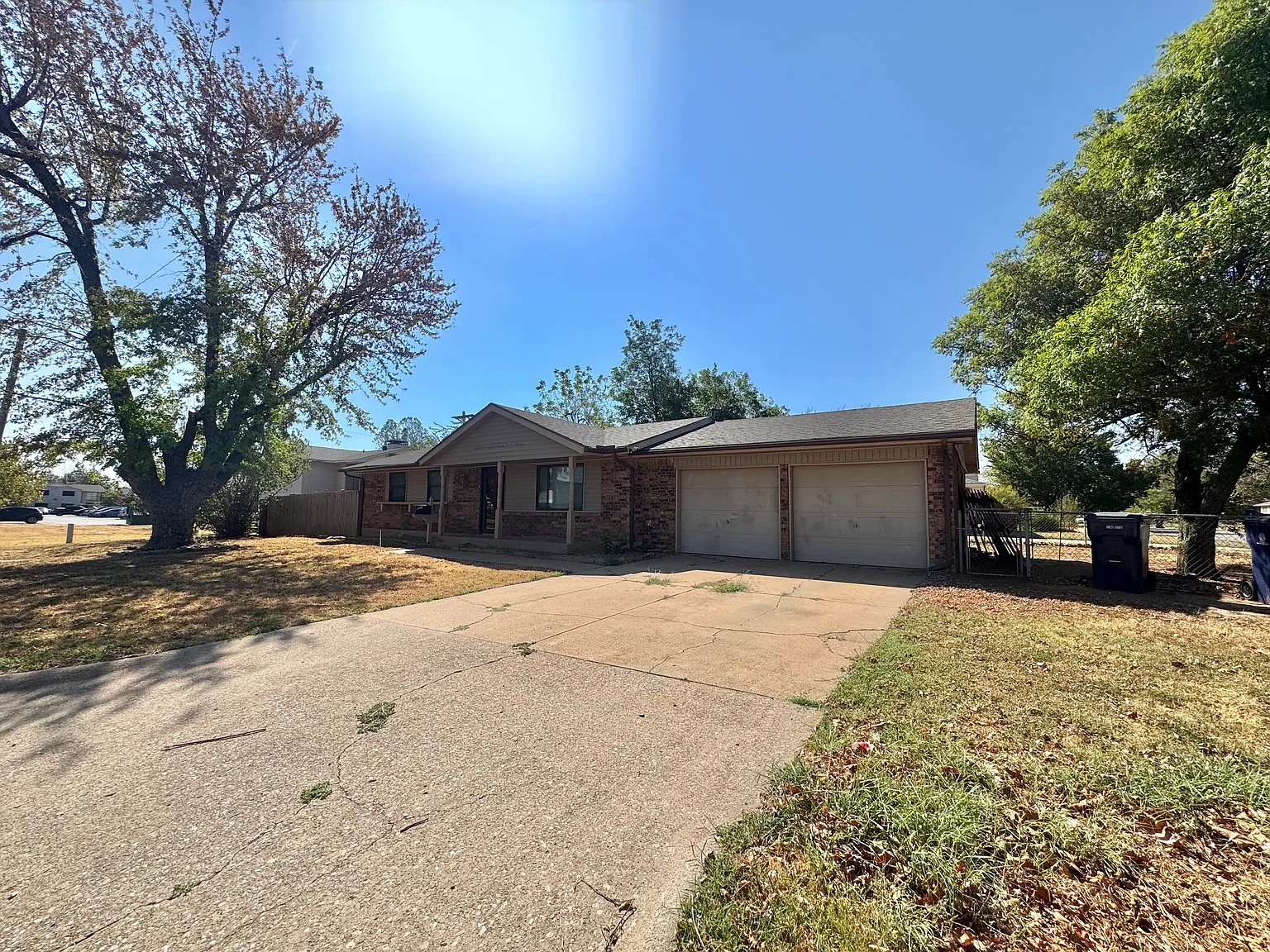 3 bed, 1.5 bath, 1072 sqft, $1,425 — Photo 3