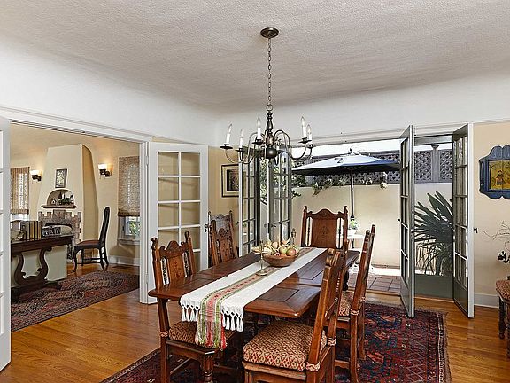 4th image of 2315 Presidio Dr