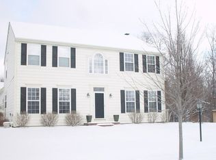 468 Sunridge Dr, Powell, OH 43065