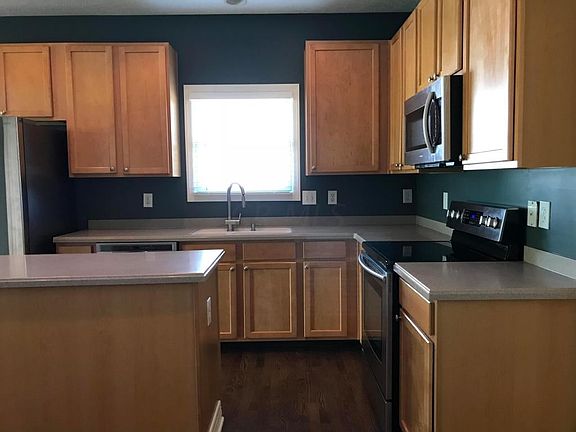 3rd image of 2101 Ashcreek Ave