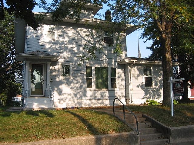 1st image of 807 N Jefferson Ave