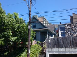 512 12th Ave E, Seattle, WA 98102