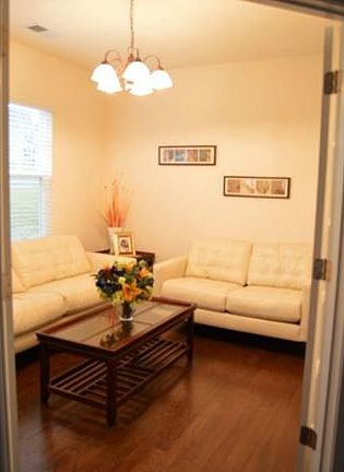 5th image of 3257 Wicklow Ln