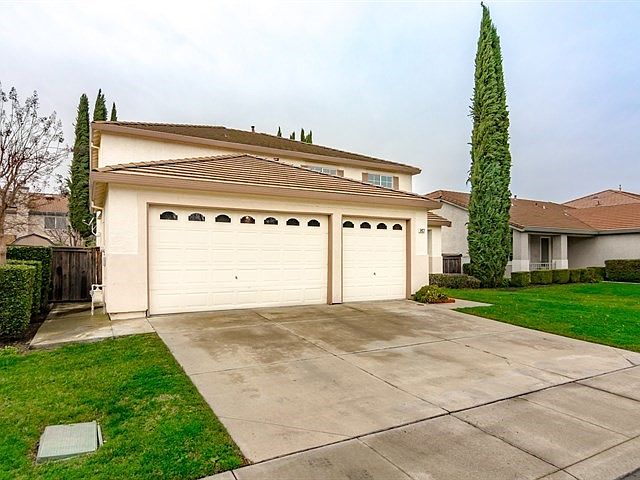 1st image of 5427 Brook Hollow Ct