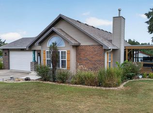 18664 Sterett Creek Village Dr, Warsaw, MO 65355