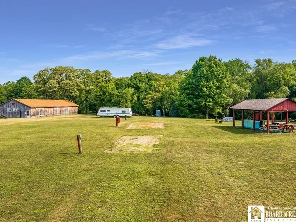 8504 E Forest Ave, Westfield, NY 14787