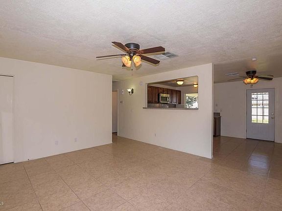 3rd image of 20450 N 14th Dr