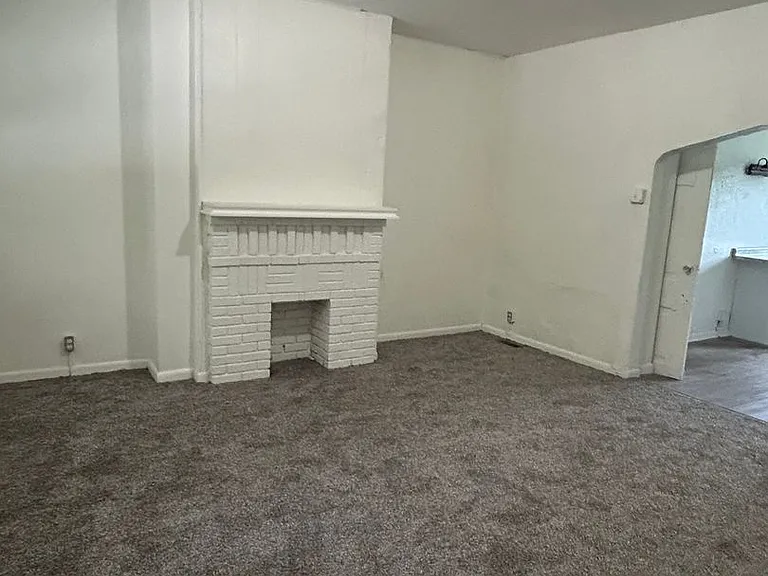 1120 Jenny Lind St — Photo 4